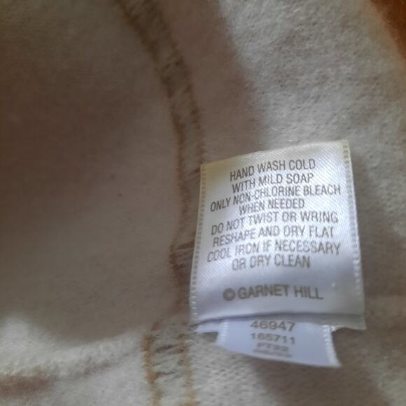 Garnet Hill Womens Cream Oversized Turtleneck Sweater With Kangaroo Pouch Size L - Picture 5 of 6